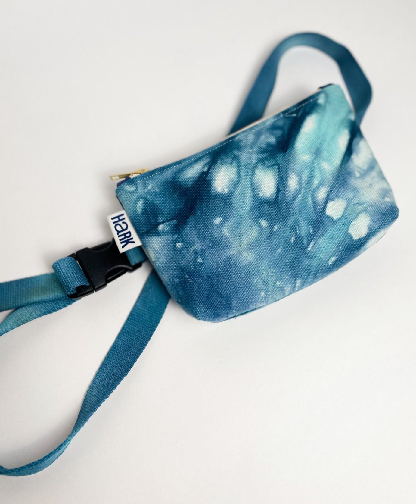 Nomi Canvas Belt Bag in Rain