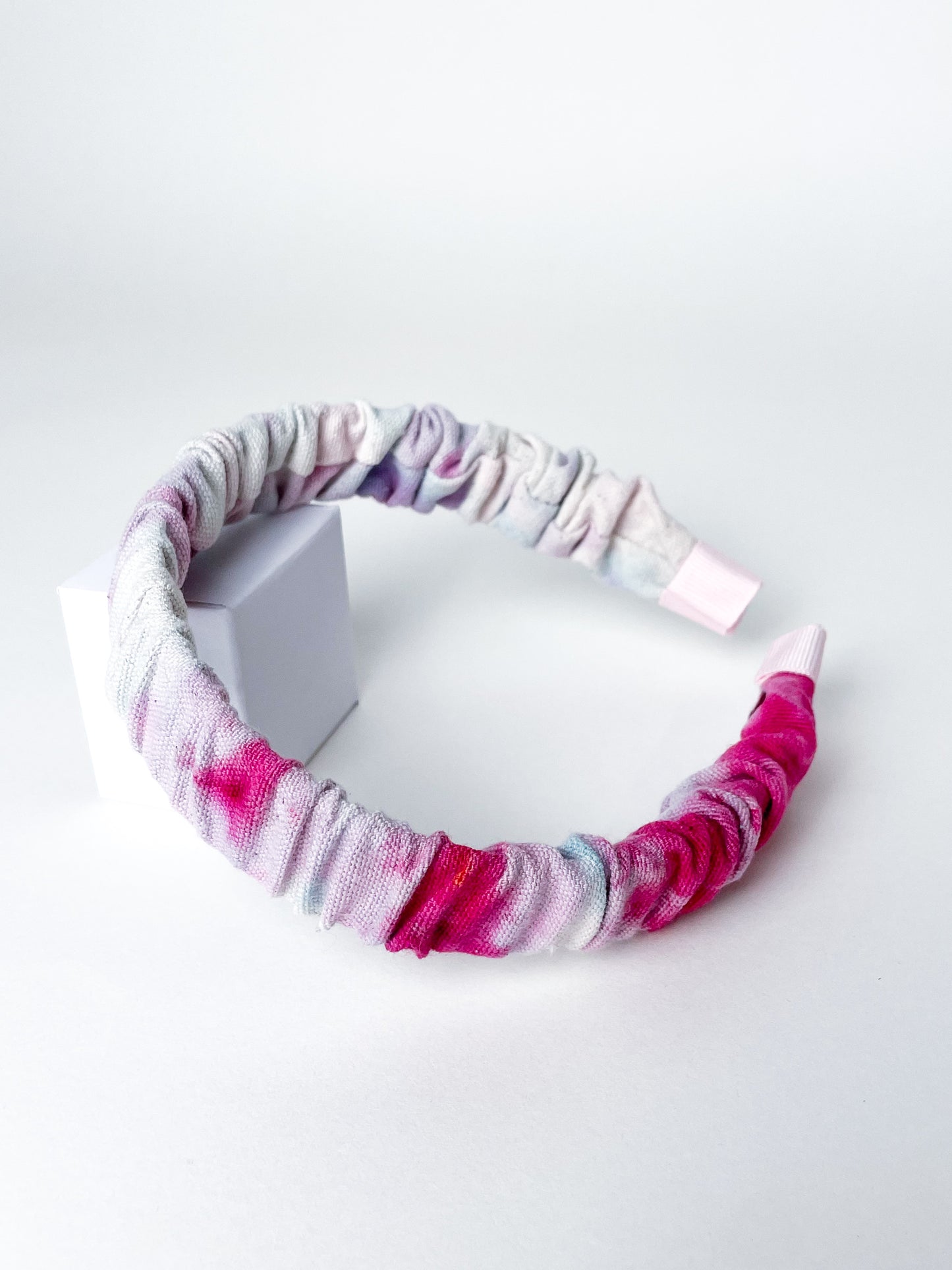 Scrunched Headband in Pink Shell