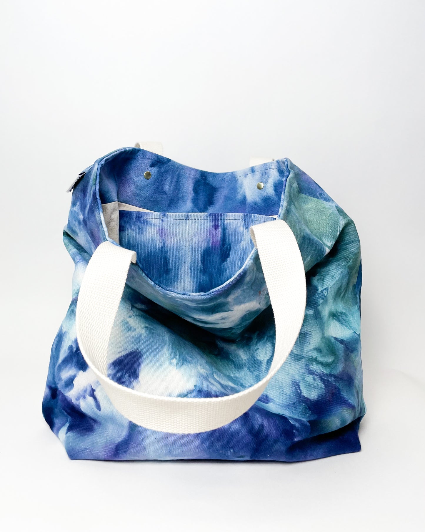 Nora Canvas Tote in Cosmos