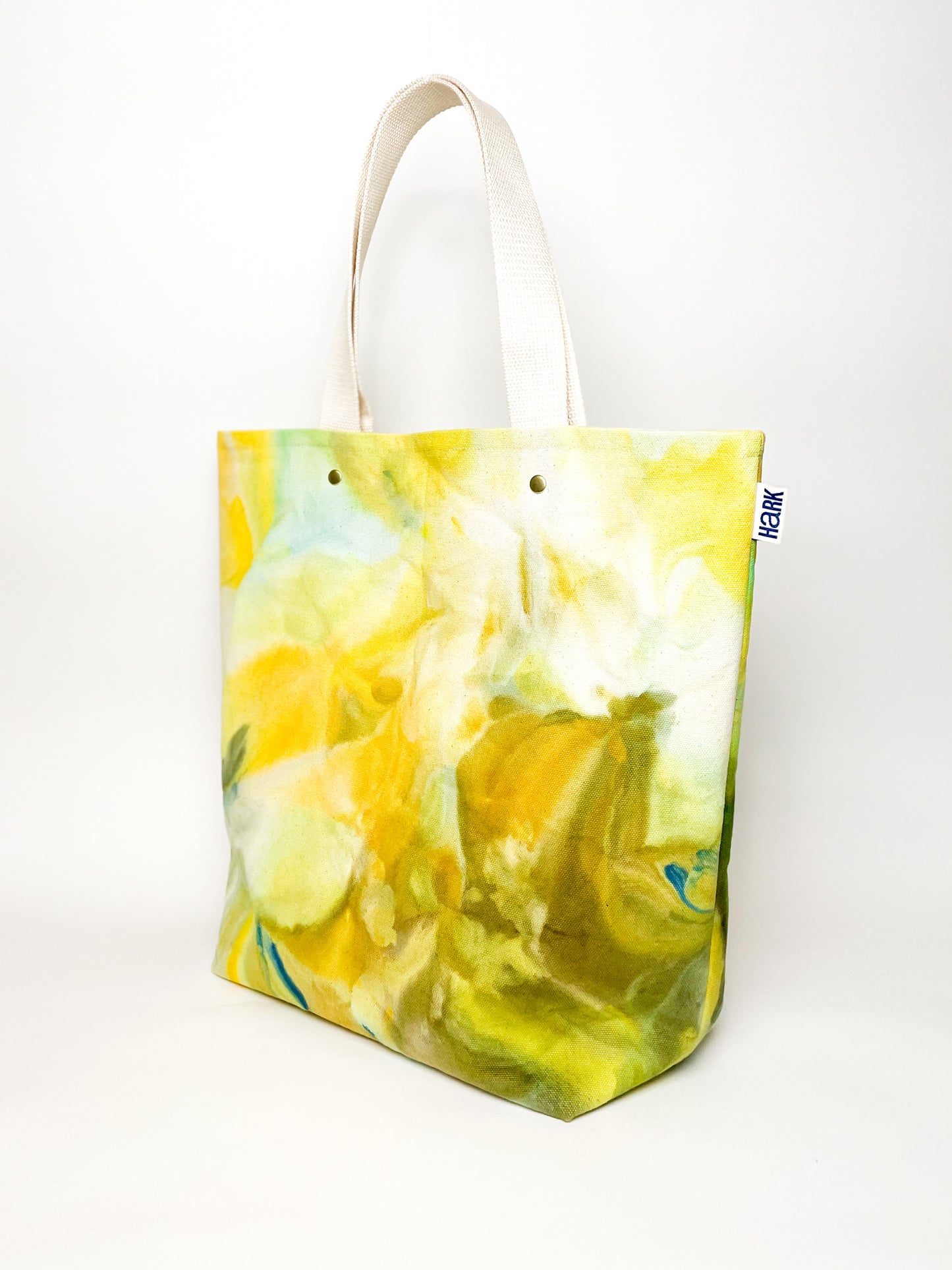 Nora Canvas Tote in Ginkgo