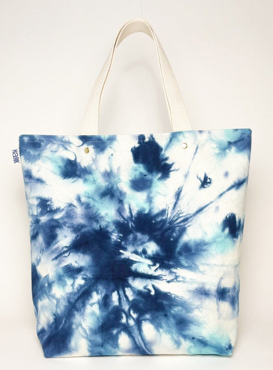Nora Canvas Tote in Wave