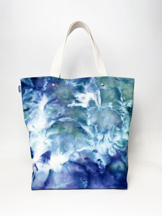 Nora Canvas Tote in Cosmos