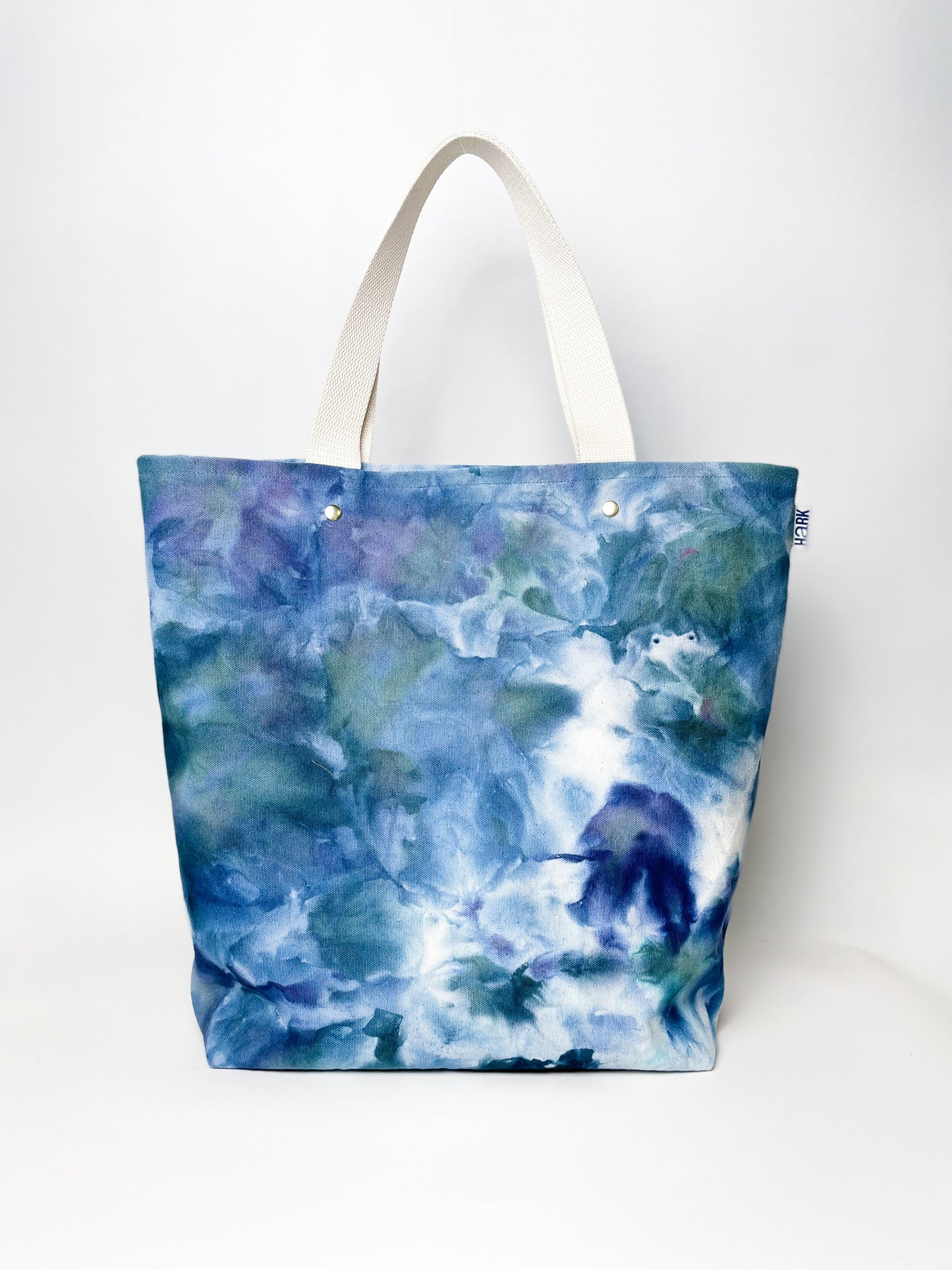 Nora Canvas Tote in Cosmos