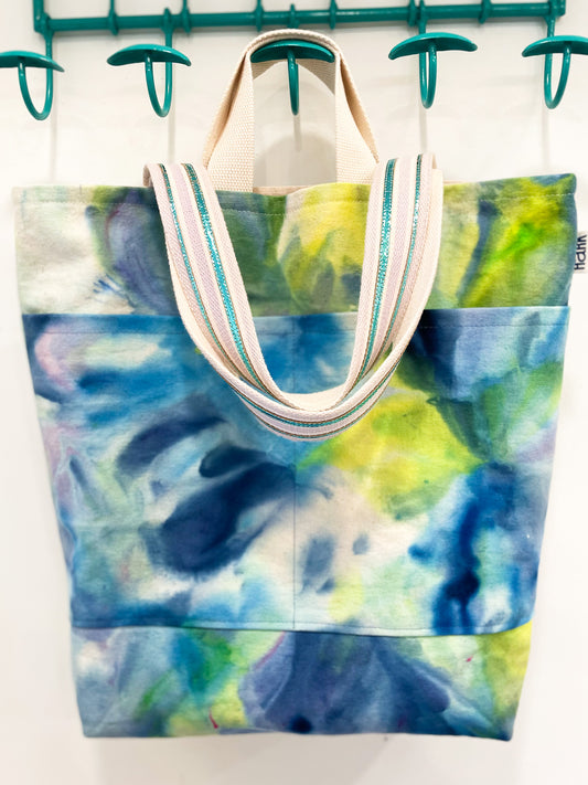 Wila Canvas Tote in Tidepool