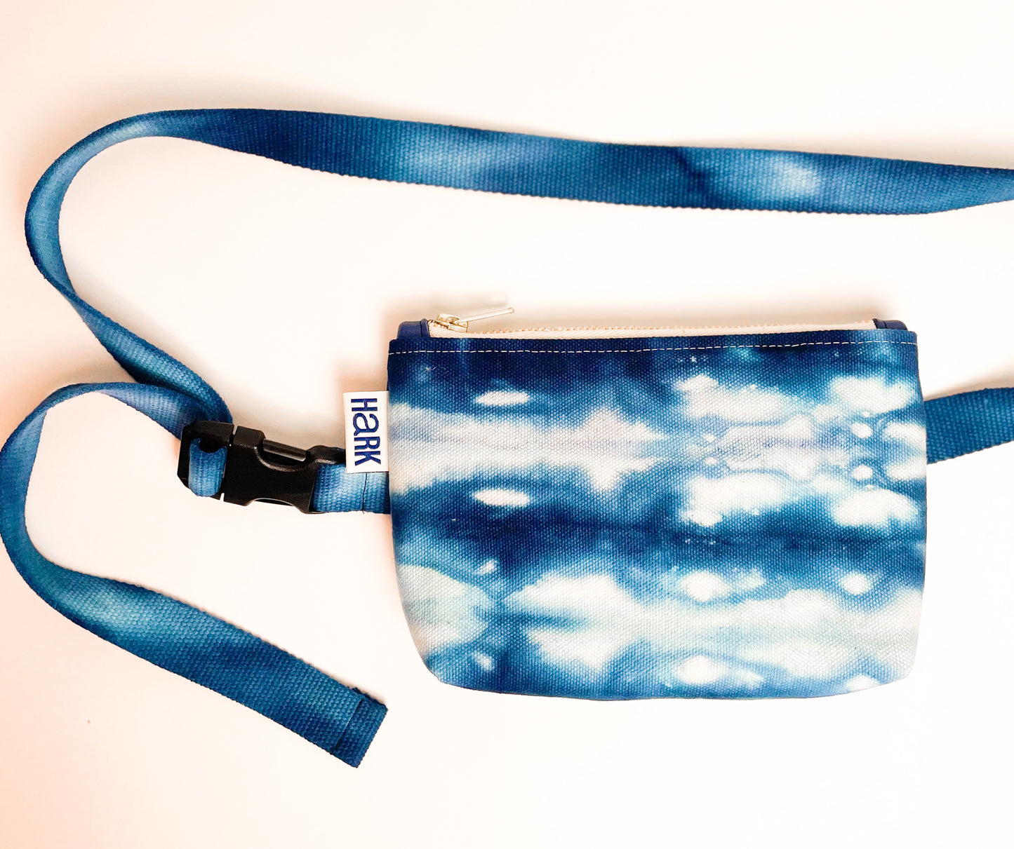 Nomi Canvas Belt Bag in Ocean