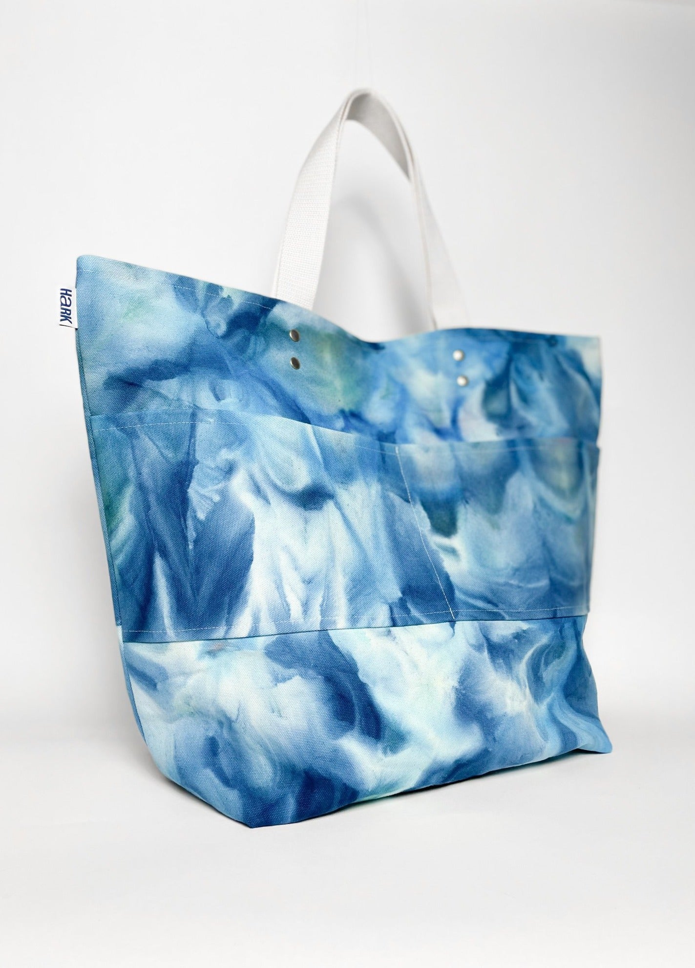 Wini Canvas Carryall in Wave